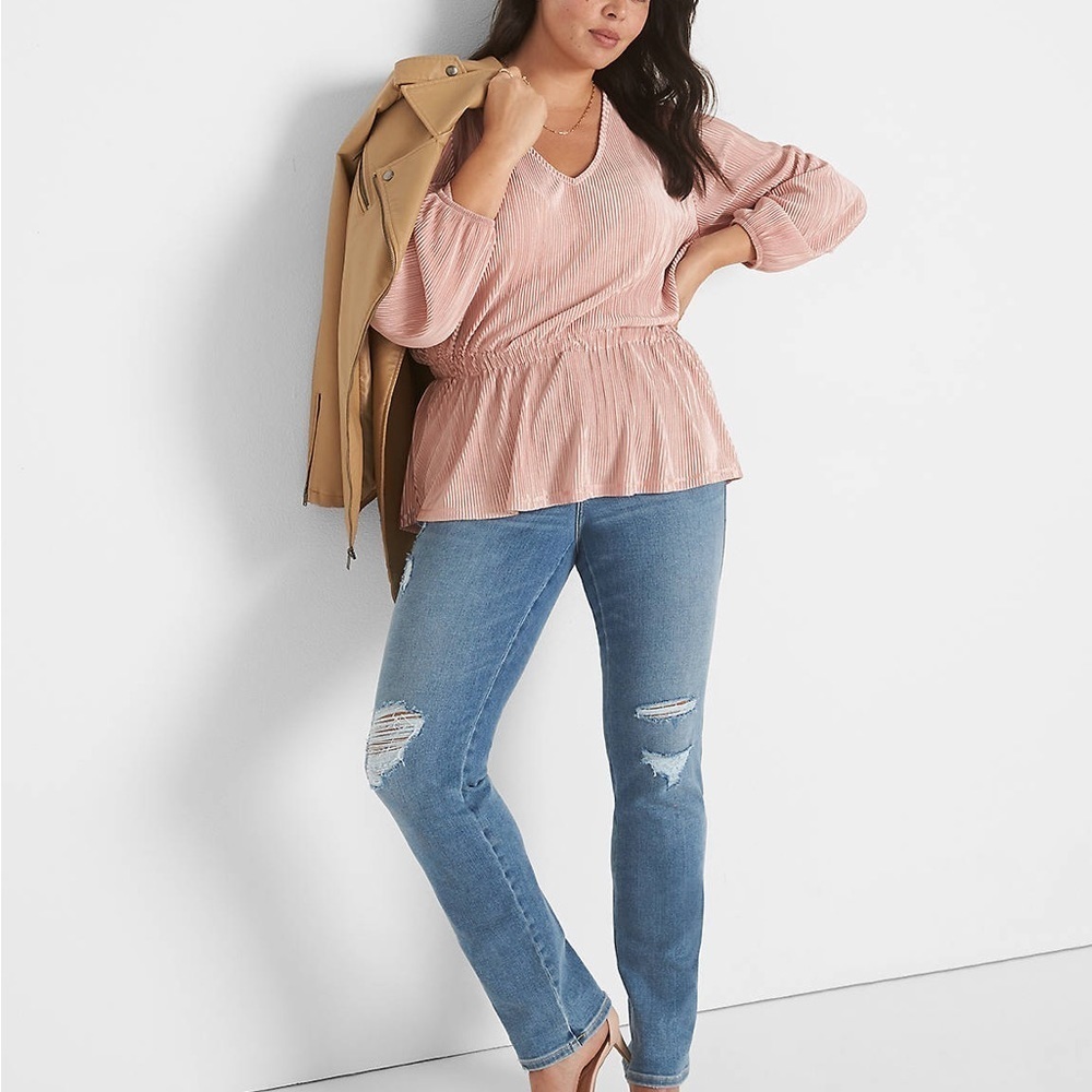 NEW Satin pink‎ blouse w/peplum hem for a flattering fit Pleated 26/28
